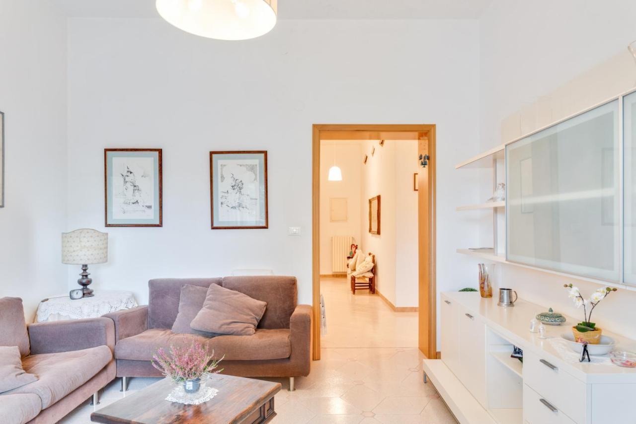 Marradi Apartment With Balcony リヴォルノ エクステリア 写真