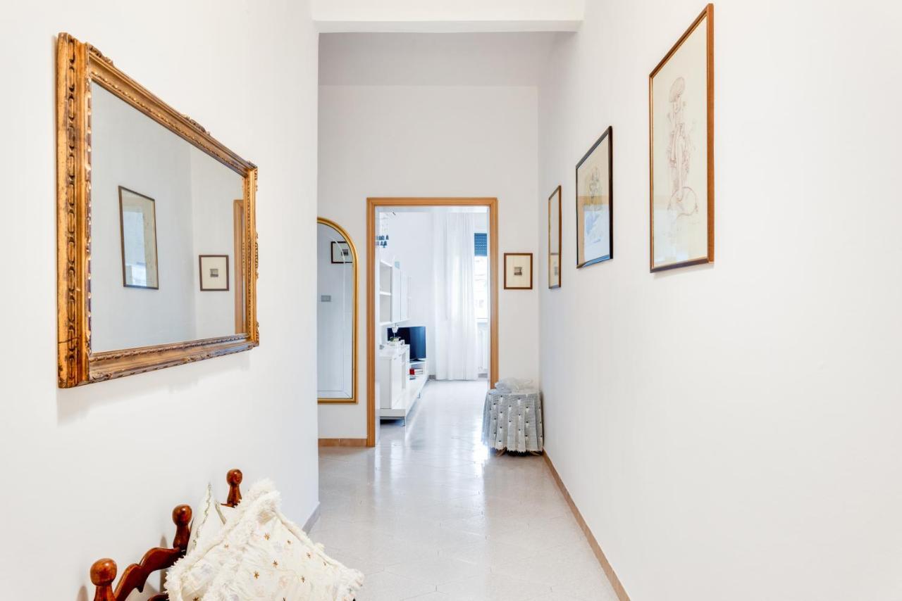 Marradi Apartment With Balcony リヴォルノ エクステリア 写真