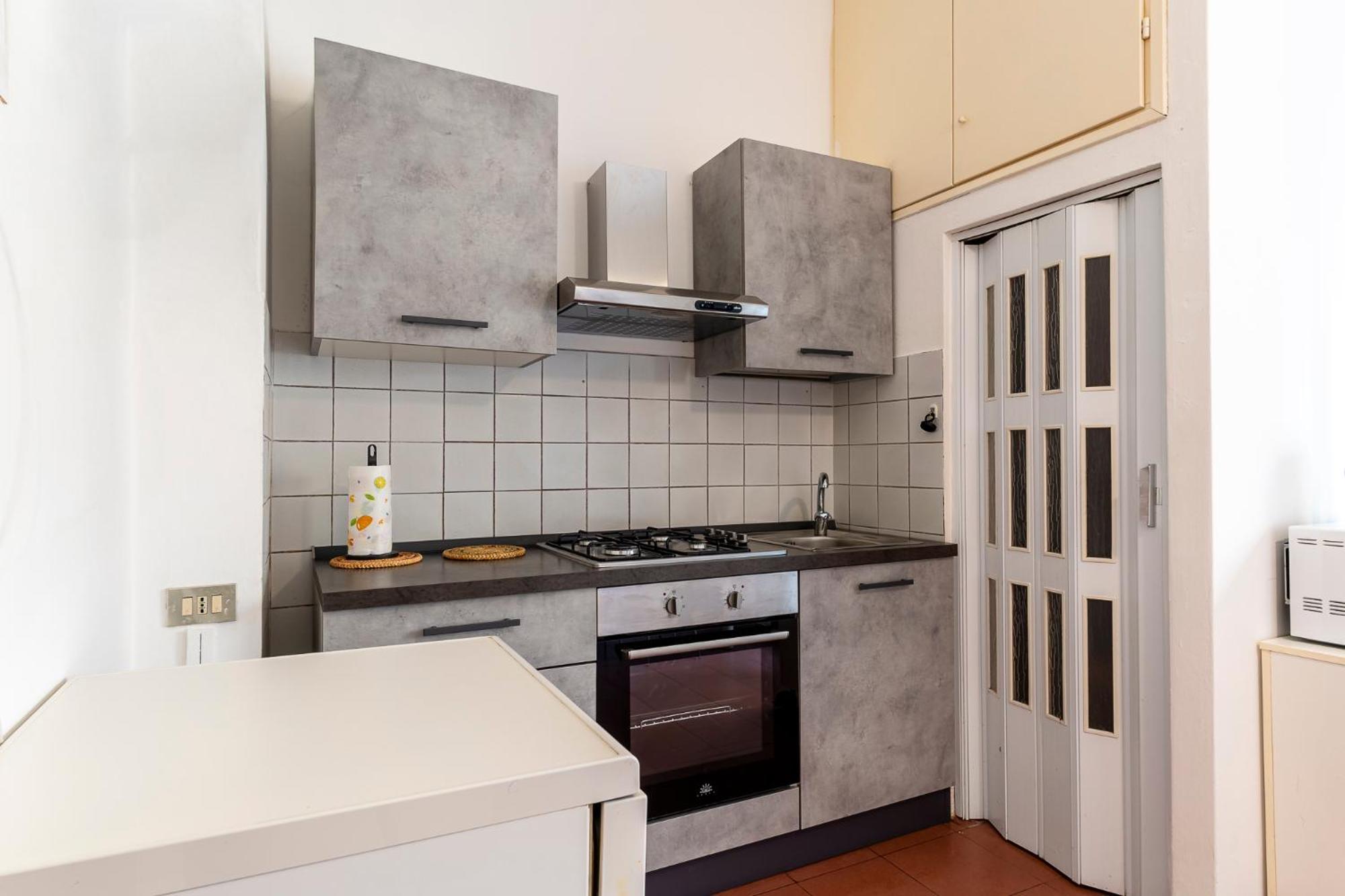 Marradi Apartment With Balcony リヴォルノ エクステリア 写真
