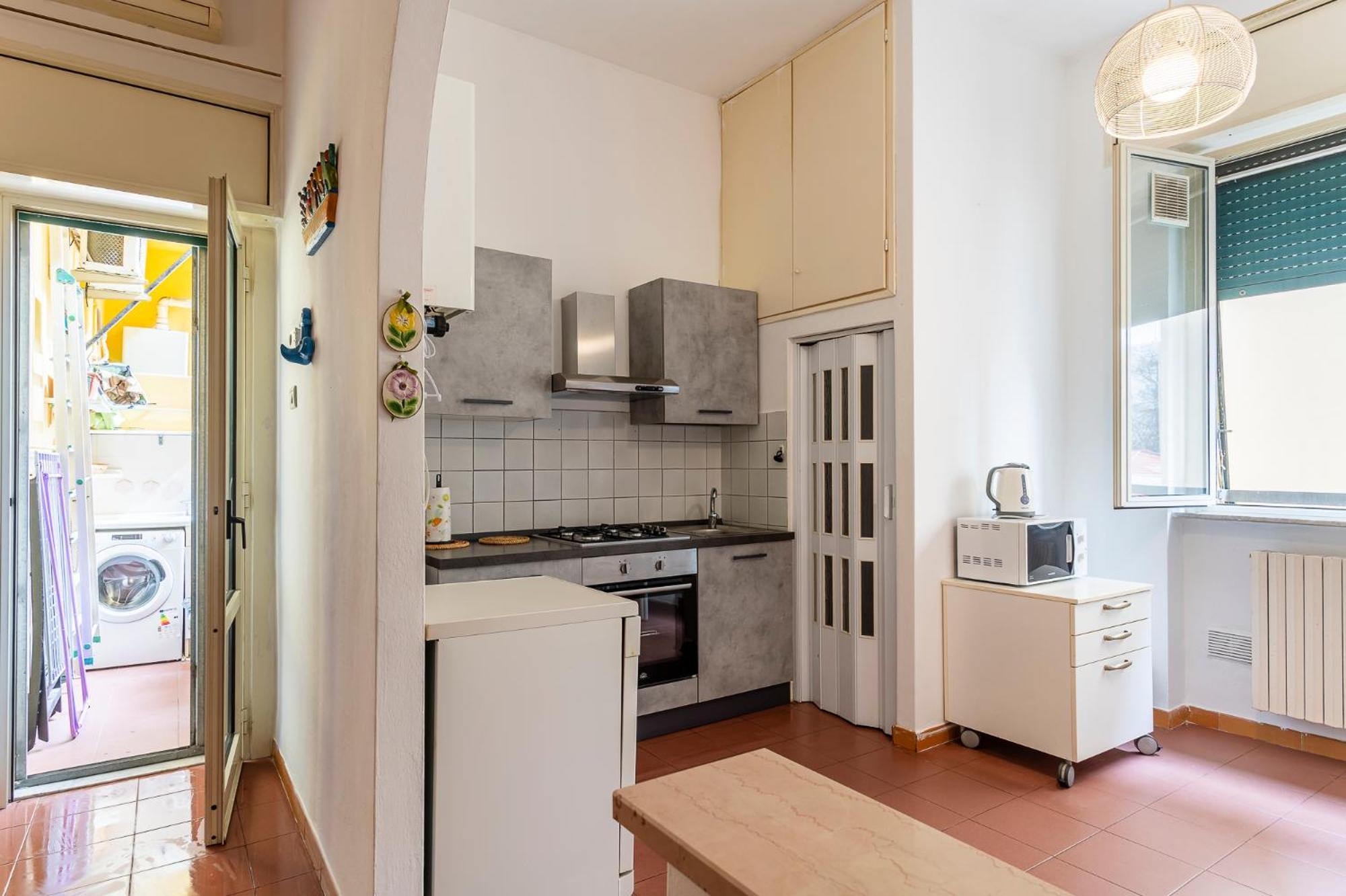 Marradi Apartment With Balcony リヴォルノ エクステリア 写真